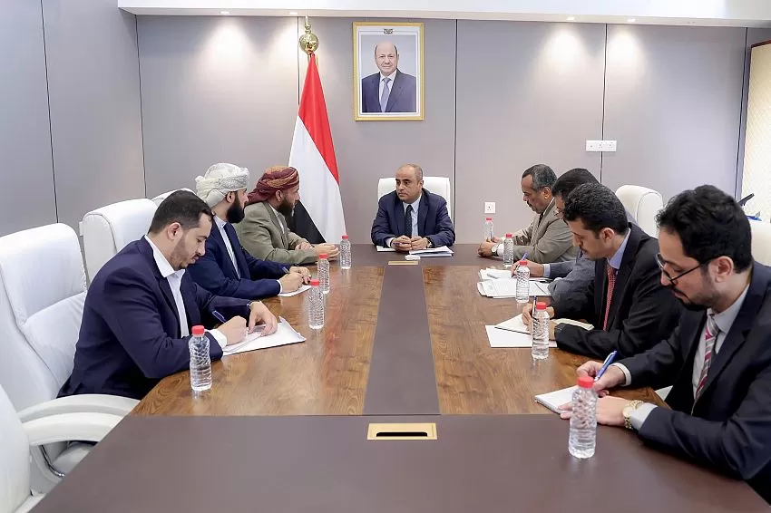 رئيس الوزراء يوجه بإصلاحات جذرية في ملف الحج والعمرة وخفض تكلفته