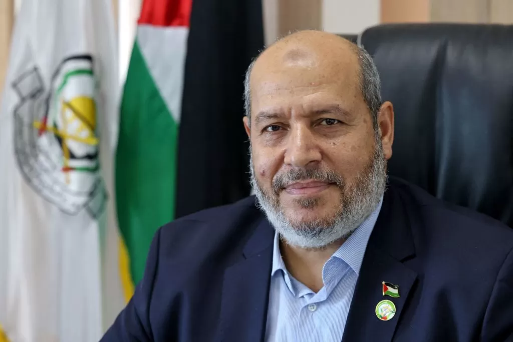 حماس بين الدبلوماسية والمقاومة: ردّ رسمي متحفظ ورفض عسكري لخطة ترامب