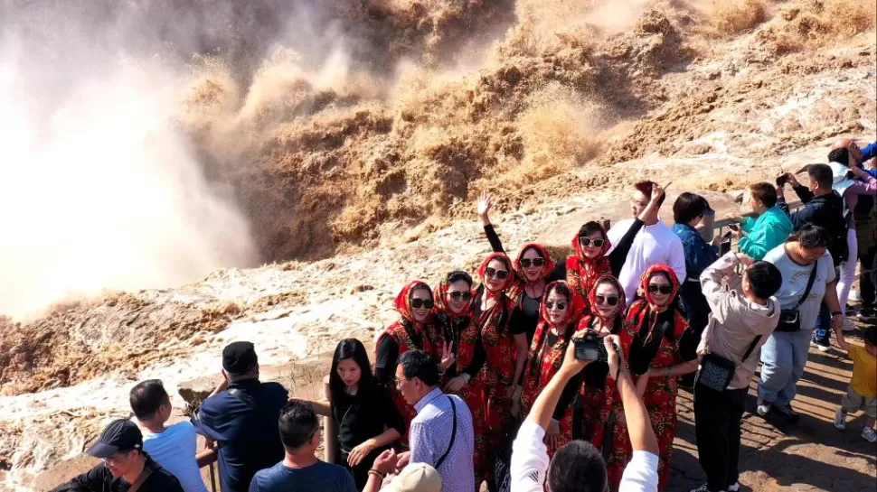 ارتفاع حصيلة قتلى الزلزال في الفلبين إلى 74 شخصا