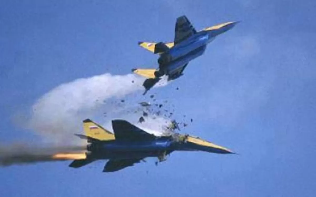 تحطم طائرتين تابعتين للبحرية الأمريكية في بحر الصين الجنوبي وإنقاذ جميع الطواقم