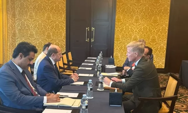 اليمن: وزير الخارجية يبحث مع المبعوث الأممي مستجدات الأوضاع وجهود استئناف العملية السياسية