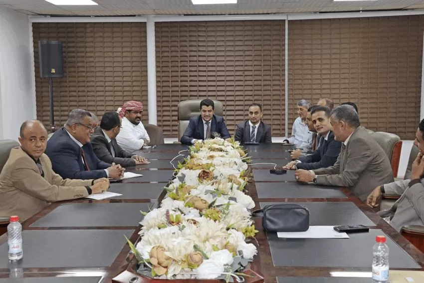 اليمن: مناقشة متابعة تنفيذ آليات وضوابط لجنة تمويل الواردات