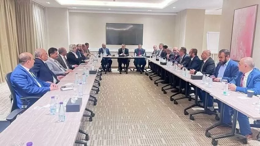 اليمن: التكتل الوطني للأحزاب يستنكر استضافة زعيم الحوثيين في المؤتمر القومي العربي