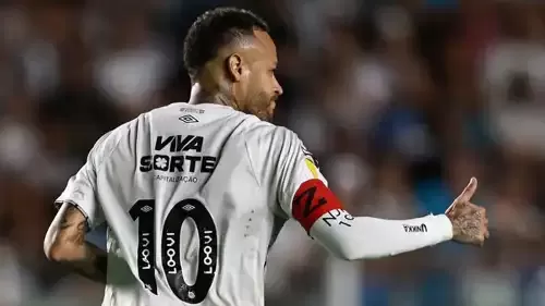 إصابة قاسية تنهي موسم نيمار مبكرًا مع سانتوس