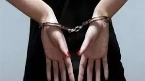 Yemen: Khor Maksar police arrest a woman in Aden in possession of narcotics.