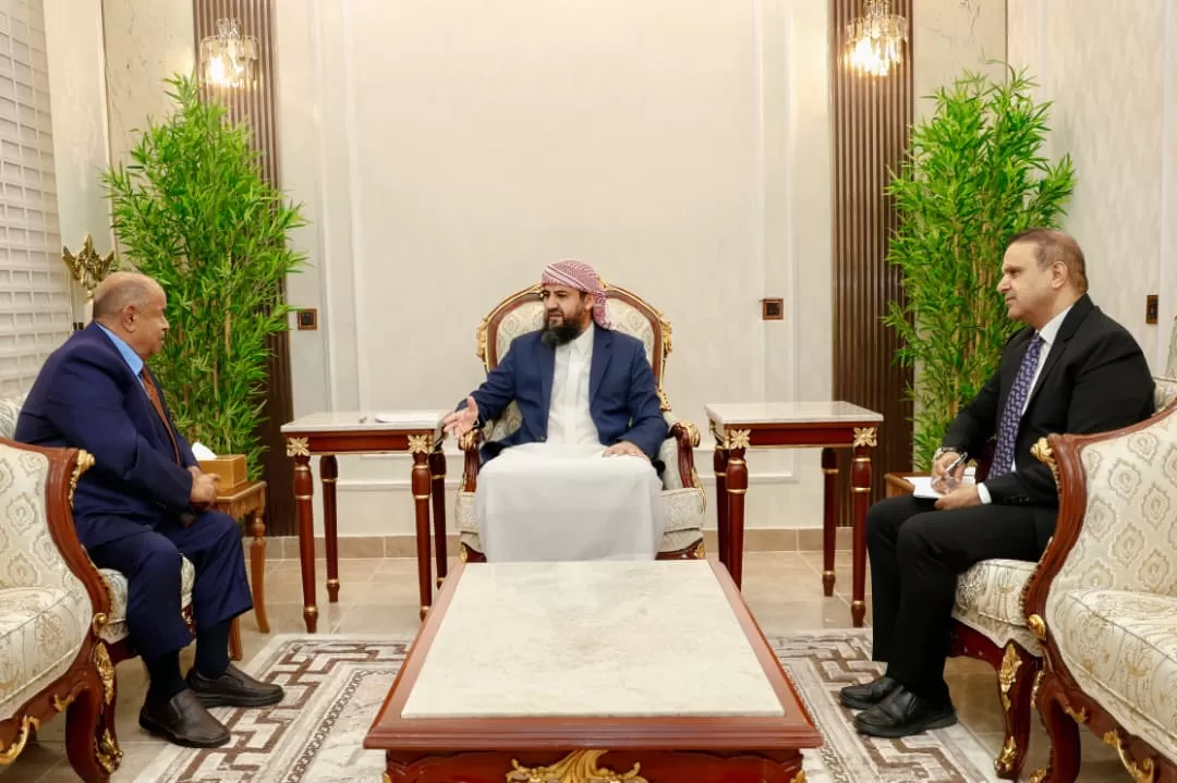 Yemen: Al-Muharrami discusses with the Governor of Hadramout the priorities of security and stability in the governorate.