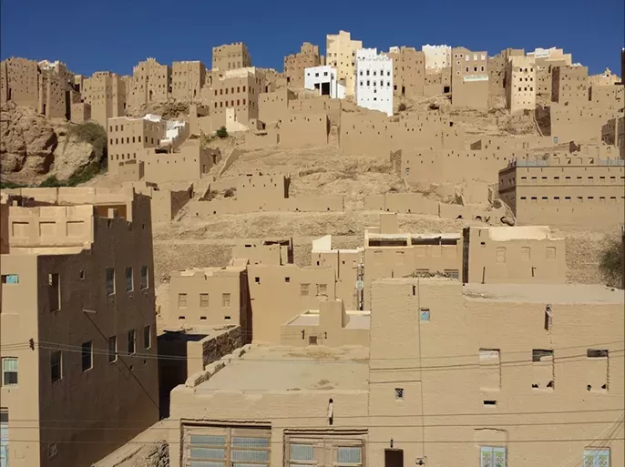 Yemen: Hadramout parties and components warn against escalation and call for urgent steps to protect stability.