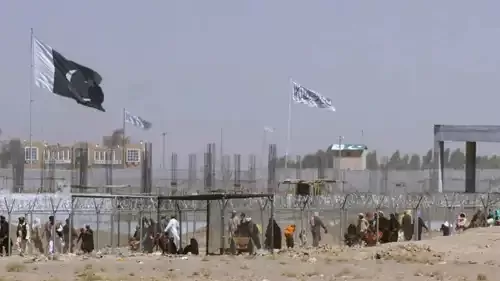 Taliban accuses Pakistan of attack... deaths and injuries following exchange of fire on the border.