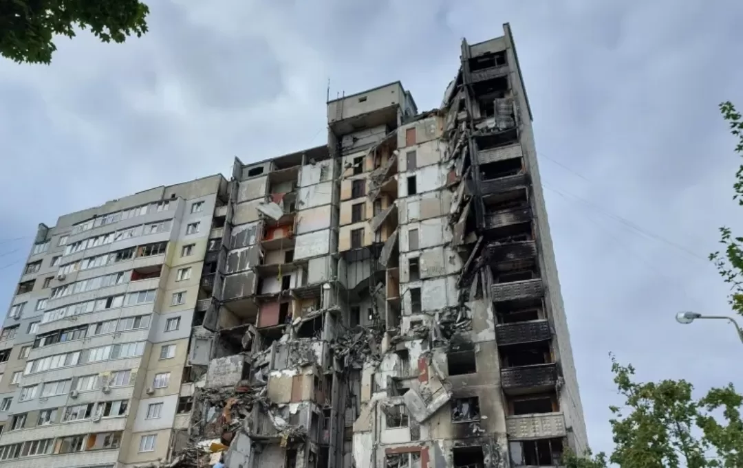 روسيا توقف الرحلات في 4 مطارات وسومي الأوكرانية تحت وطاة الظلام