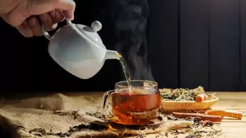 ماالذي يعزز صحة العظام أكثر لدى كبار السن الشاي أم القهوة؟